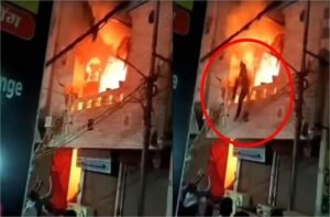 2025_2image_10_28_035460128aag-ll