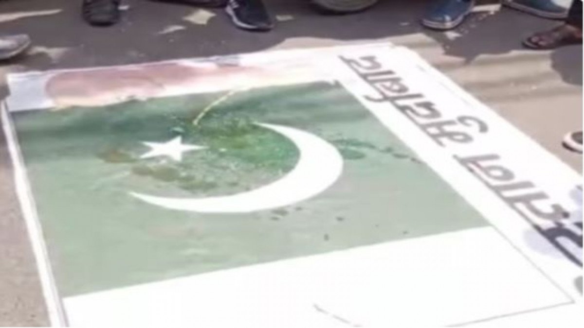 पाकिस्तानी-झंडा